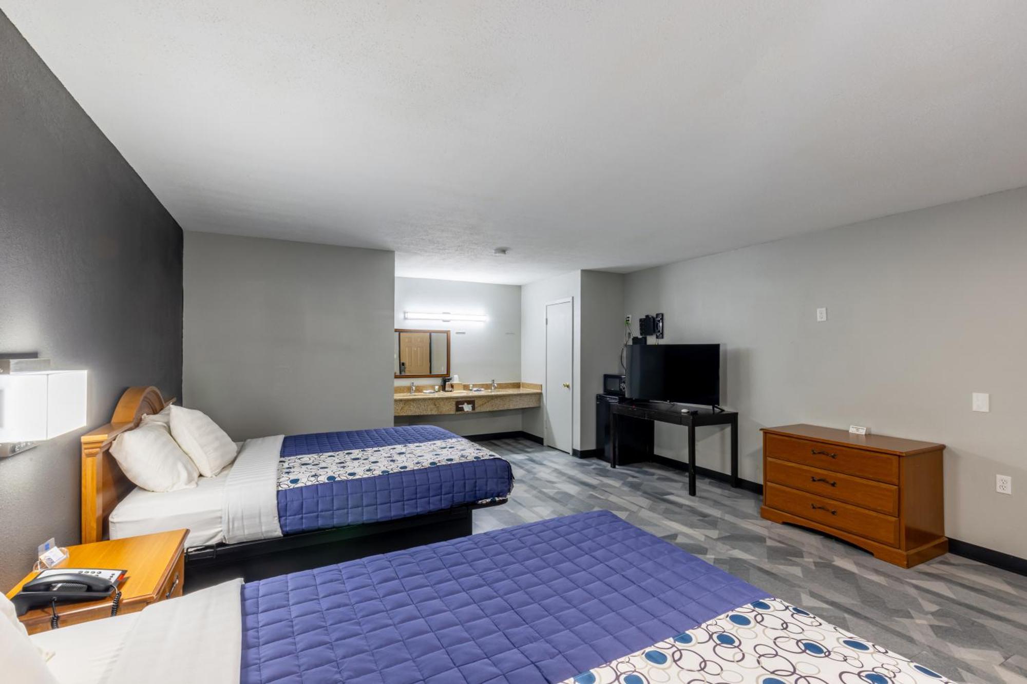 Freer Executive Inn And Studios 외부 사진